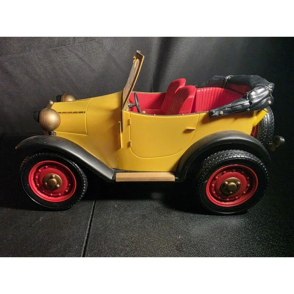 Brum Large Yellow Car Electronic Toy Non Working Vintage Collectible TV Show